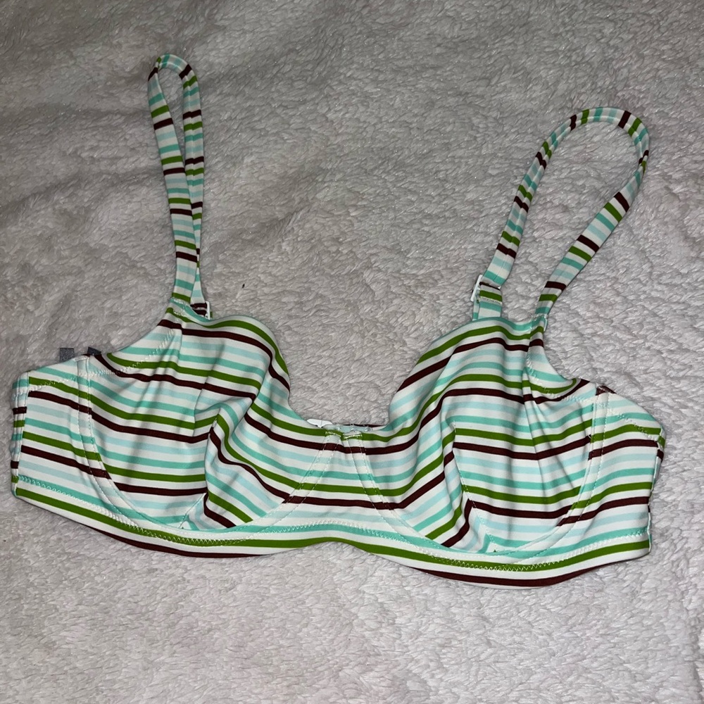 Underwire striped bikini top! From aerie